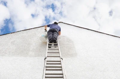 Peinture extérieure à Champvert — façades et ravalement